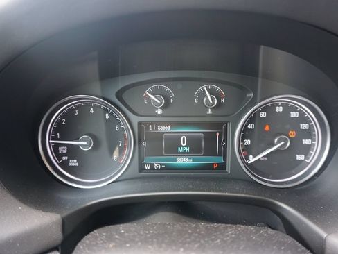 Used 2018 Buick Enclave Premium w/ Experience Buick Package FWD image 6
