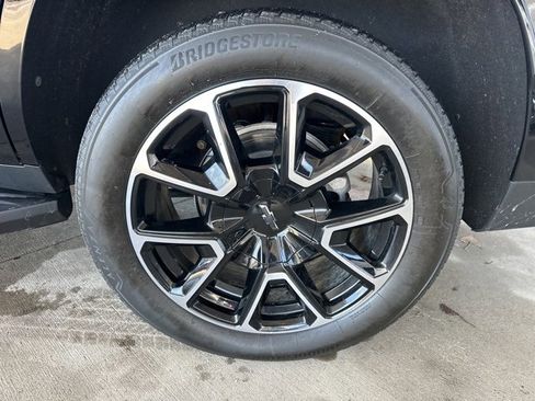 Certified 2023 Chevrolet Tahoe RST image 10