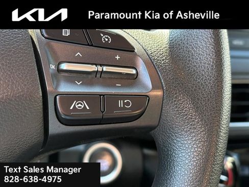 Used 2022 Hyundai Kona SEL image 25