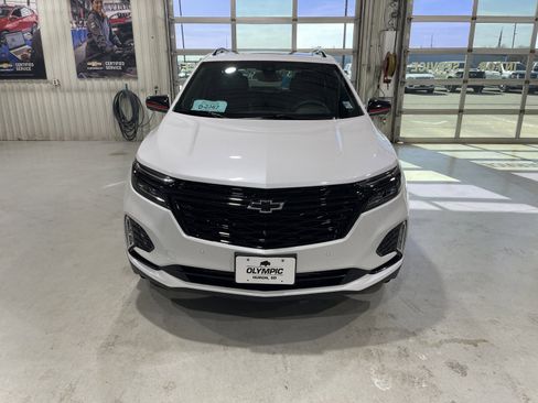 Used 2024 Chevrolet Equinox Premier AWD/4WD image 3