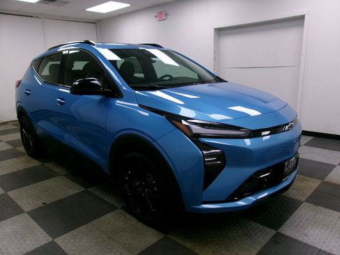 New 2027 Chevrolet Bolt RS w/ Technology Package FWD image 15