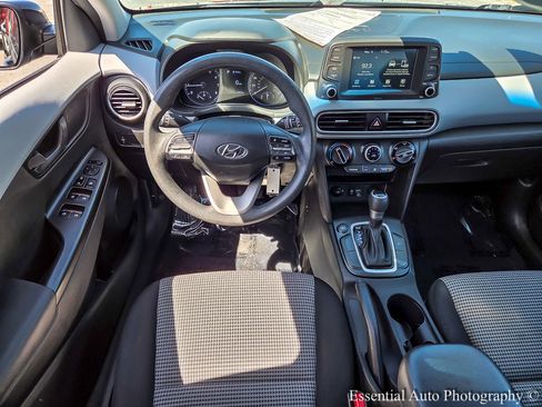 Used 2021 Hyundai Kona SE image 14