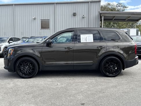 Used 2022 Kia Telluride EX w/ EX Premium Package image 23