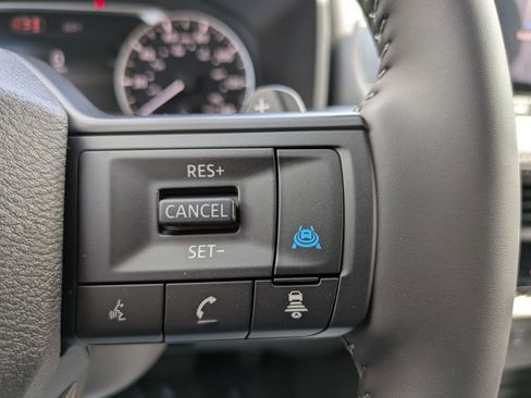 New 2026 Nissan Rogue SV FWD image 17
