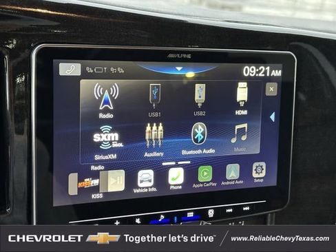 New 2025 Chevrolet Express 2500 w/ Driver Convenience Package image 18