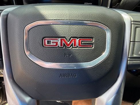 Used 2025 GMC Sierra 1500 SLT AWD/4WD image 26