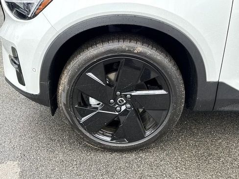 New 2026 Volvo XC40 B5 Ultra w/ Protection Package Premier AWD/4WD image 8