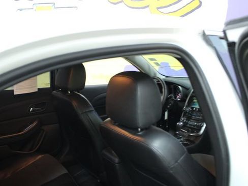 Used 2014 Chevrolet Malibu LT w/ Power Convenience Package FWD image 10