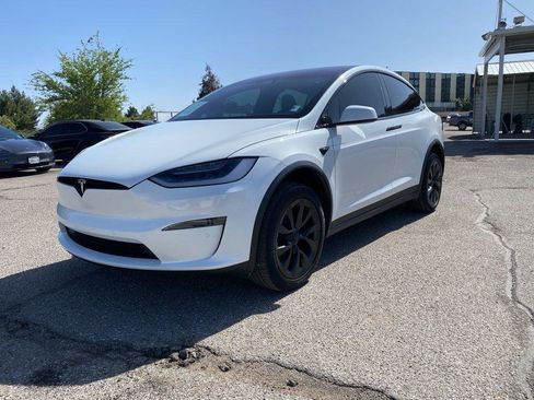Used 2022 Tesla Model X AWD/4WD image 3