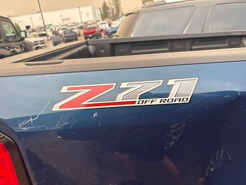 Used 2020 Chevrolet Colorado Z71 AWD/4WD image 11