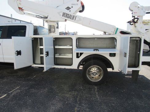 Used 2017 Ford F550 2WD Crew Cab Super Duty image 35