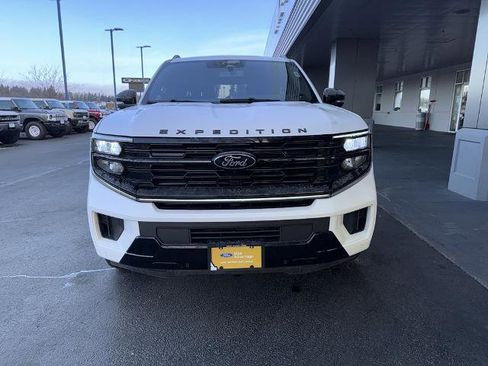 Certified 2025 Ford Expedition Max Platinum w/ Stealth Performance Package image 2