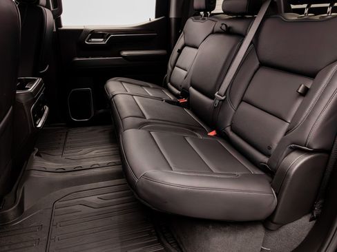 Used 2024 GMC Sierra 1500 Elevation w/ LPO, Elevation Black Package AWD/4WD image 34