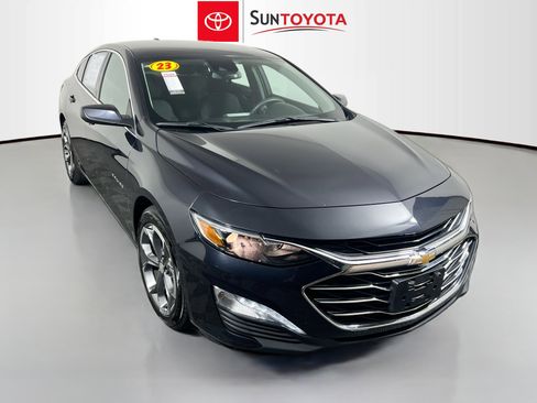 Used 2023 Chevrolet Malibu LT image 1