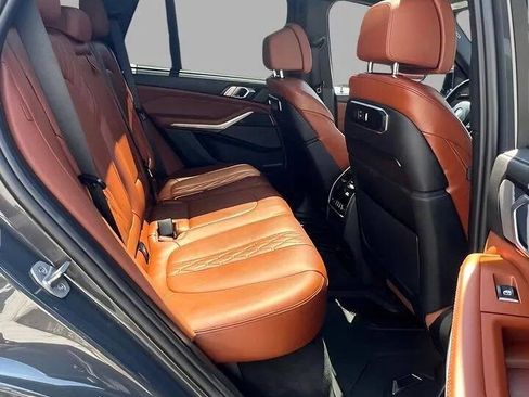 Used 2024 BMW X5 M60i AWD/4WD image 41