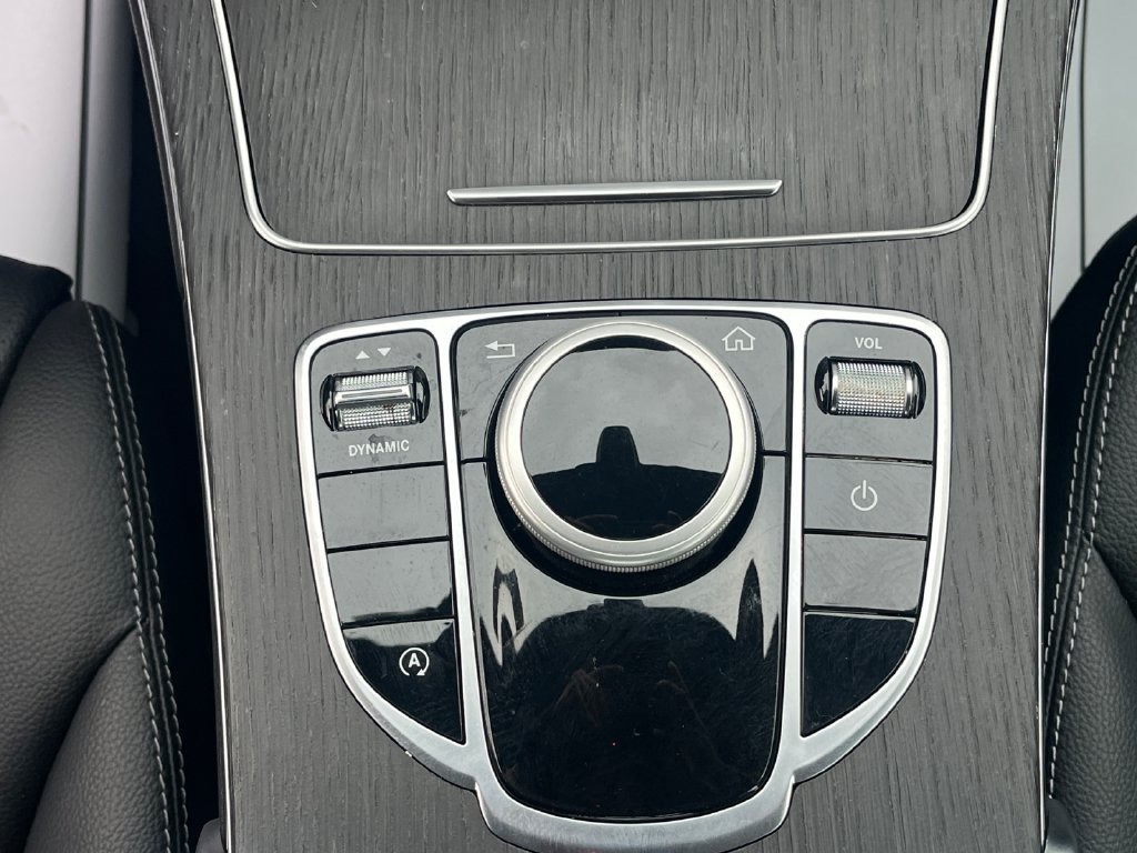 Certified 2021 Mercedes-Benz C 300 4MATIC Sedan image 22