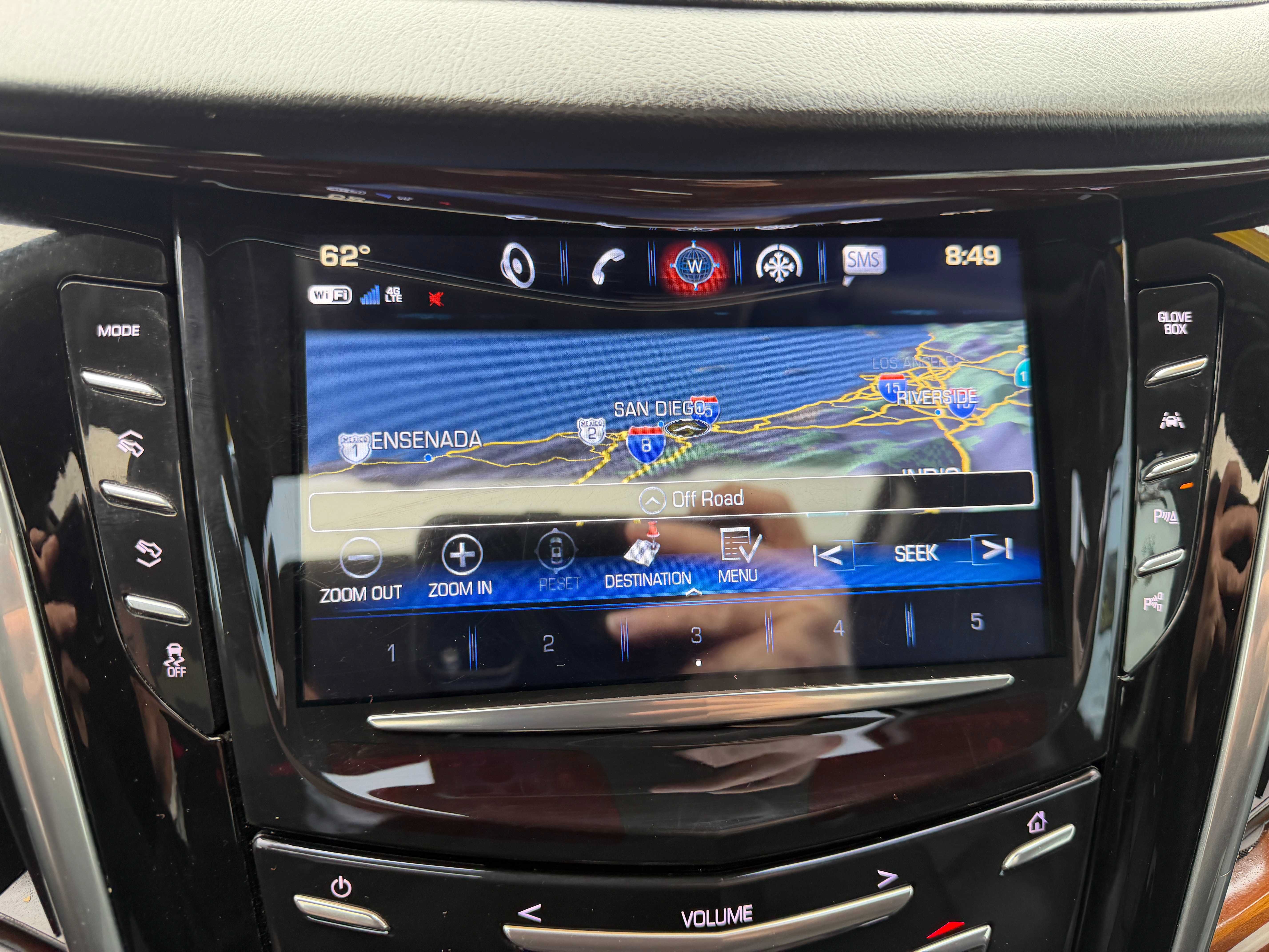 Used 2020 Cadillac Escalade Luxury RWD image 31