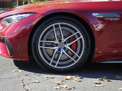 Used 2022 Mercedes-Benz SL 55 AMG 4MATIC w/ Driver Assistance Package image 12