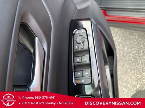 New 2026 Nissan Pathfinder SL w/ SL Premium Package AWD/4WD image 12
