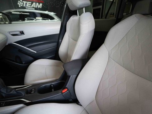 Certified 2023 Toyota Corolla Cross L AWD/4WD image 11