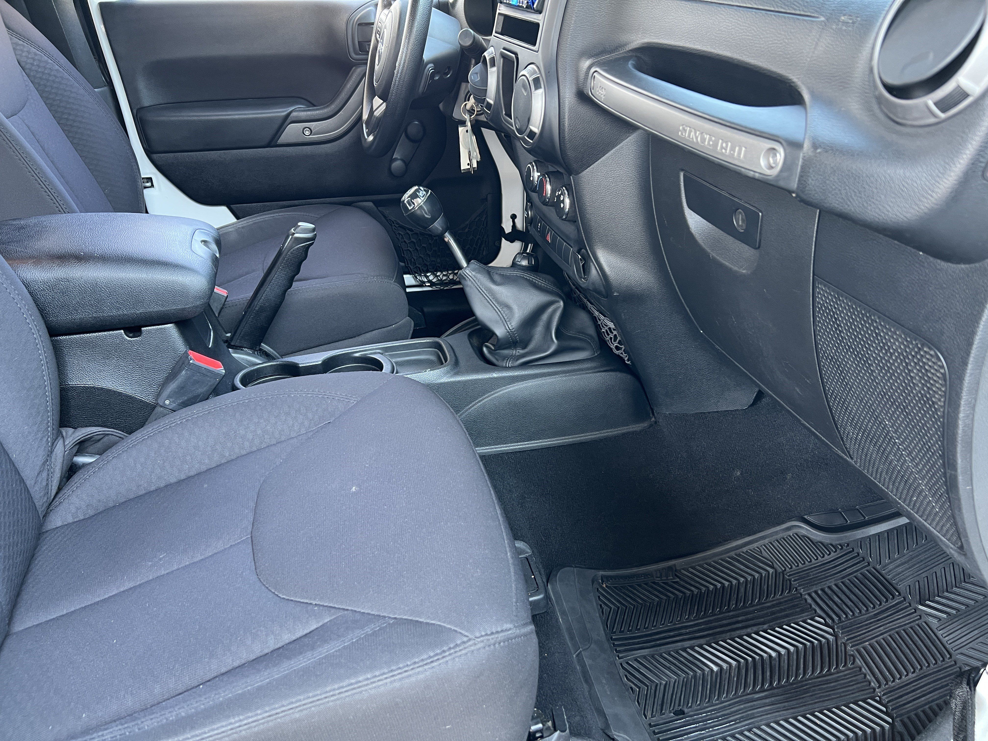 Used 2013 Jeep Wrangler Sport AWD/4WD image 20