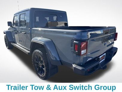 Used 2025 Jeep Gladiator Sport