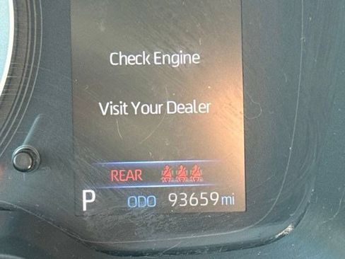 Used 2022 Toyota Corolla LE FWD image 10