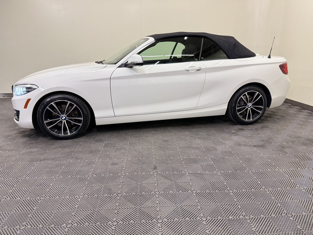 Used 2020 BMW 230i xDrive Convertible w/ Convenience Package AWD/4WD image 17