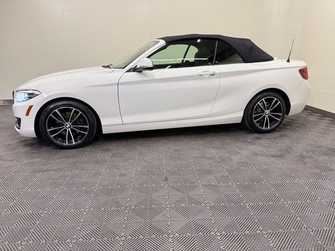Used 2020 BMW 230i xDrive Convertible w/ Convenience Package AWD/4WD image 17