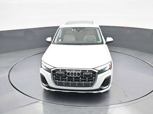 Used 2025 Audi Q7 3.0T Prestige w/ Prestige Package AWD/4WD image 27