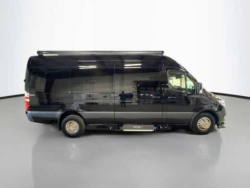 Used 2022 Mercedes-Benz Sprinter 3500 image 46