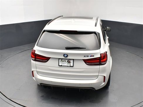 Used 2018 BMW X5 M image 17