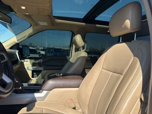 Certified 2018 Ford F150 Lariat w/ Equipment Group 502A Luxury image 35