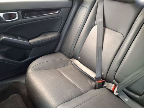 Used 2023 Honda Civic Touring image 31