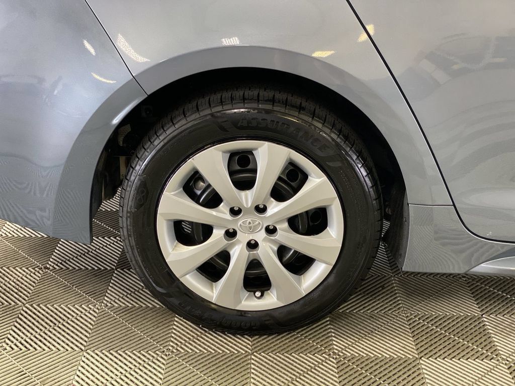 Used 2024 Toyota Corolla LE FWD image 36