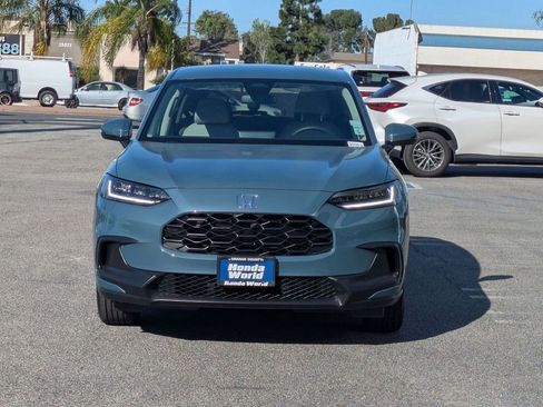 Certified 2026 Honda HR-V LX image 3