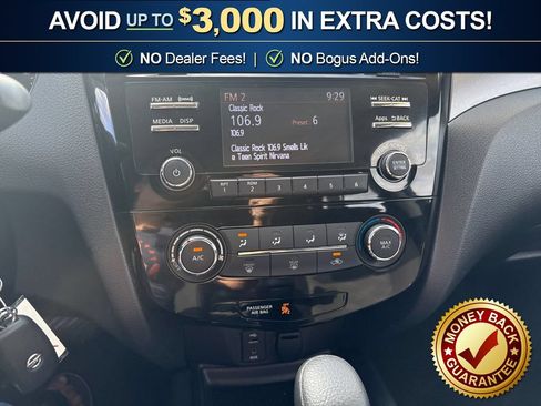 Used 2016 Nissan Rogue S FWD image 26