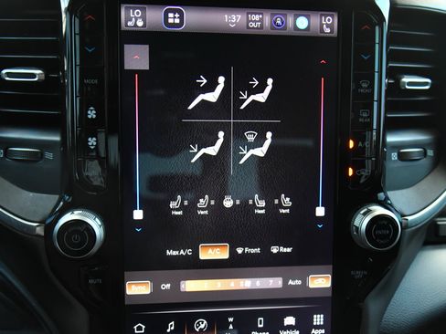 Used 2026 RAM 2500 Laramie AWD/4WD image 25