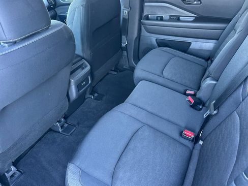 Certified 2024 Nissan Pathfinder S FWD image 13