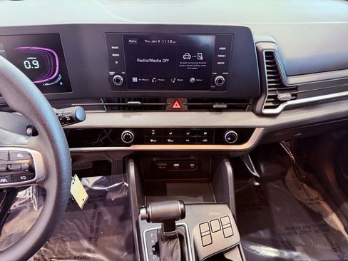 Used 2023 Kia Sportage LX image 22