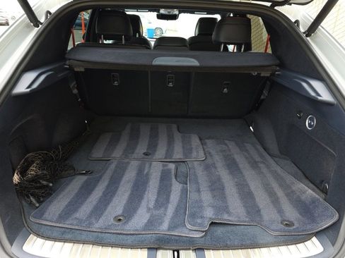 Used 2025 Genesis GV80 3.5T e-SC image 13