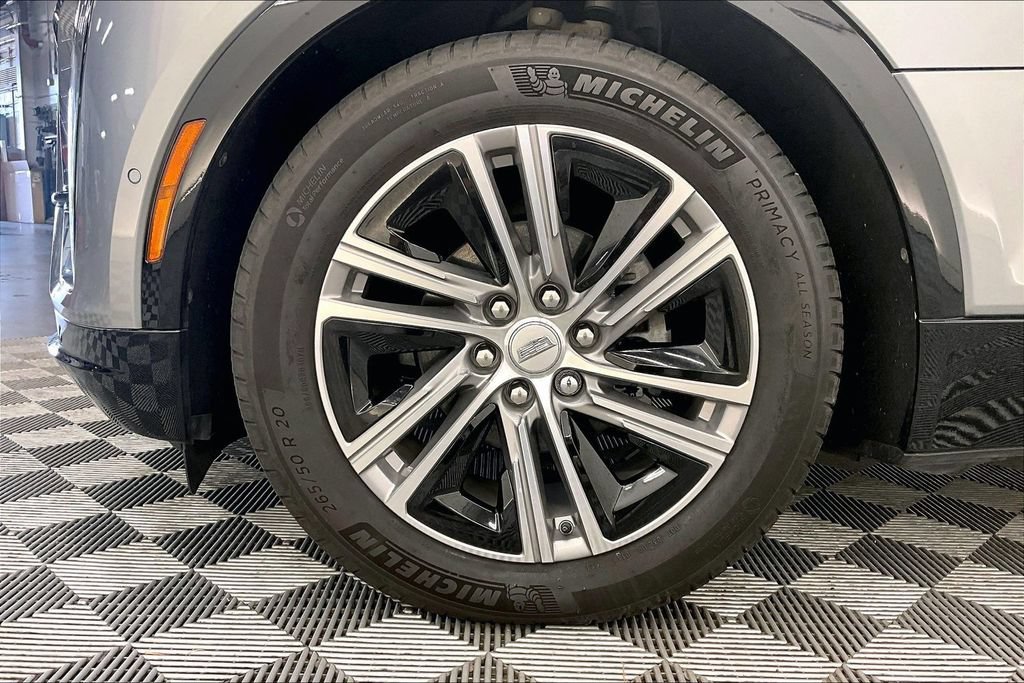Used 2024 Cadillac Lyriq Luxury RWD image 8