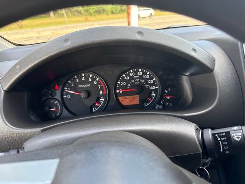 Used 2014 Nissan Frontier SV RWD image 9
