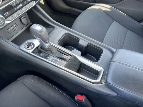 Used 2023 Nissan Sentra SV w/ All-Weather Package image 19