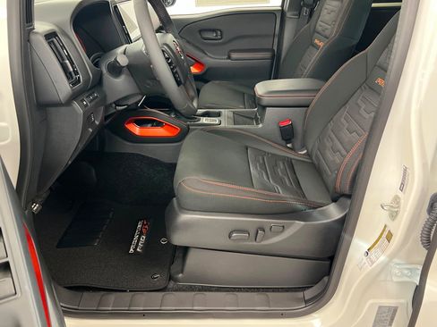 New 2026 Nissan Frontier PRO-4X w/ Pro-4x Convenience Package AWD/4WD image 17