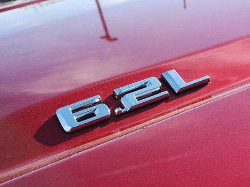 Used 2022 Chevrolet Silverado 1500 High Country w/ Technology Package image 14