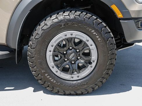 Used 2025 Ford Ranger Raptor image 9