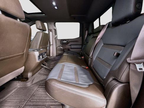 Used 2019 GMC Sierra 1500 Denali w/ Denali Ultimate Package AWD/4WD image 27