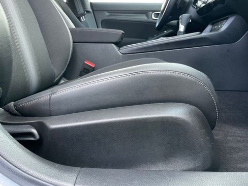 Used 2025 Honda Civic Sport image 30