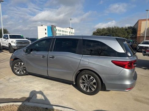 Used 2022 Honda Odyssey EX-L image 4